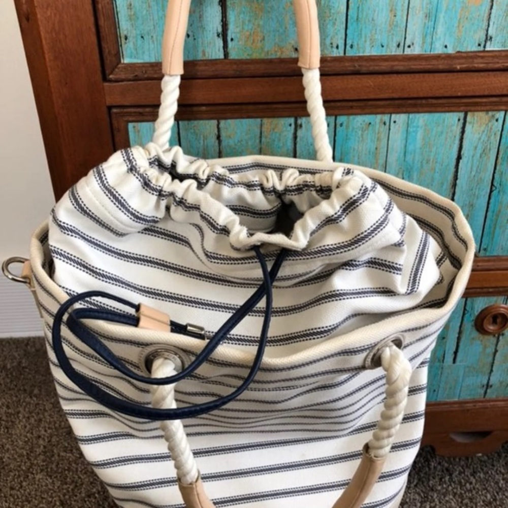 Coach handbag - Picture 4 of 6